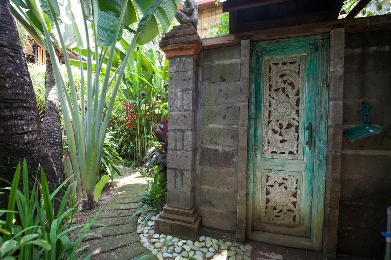 Pondok Agung Bed & Breakfast นูซาดูอา ภายนอก รูปภาพ