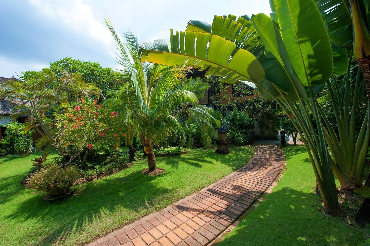 Pondok Agung Bed & Breakfast นูซาดูอา ภายนอก รูปภาพ